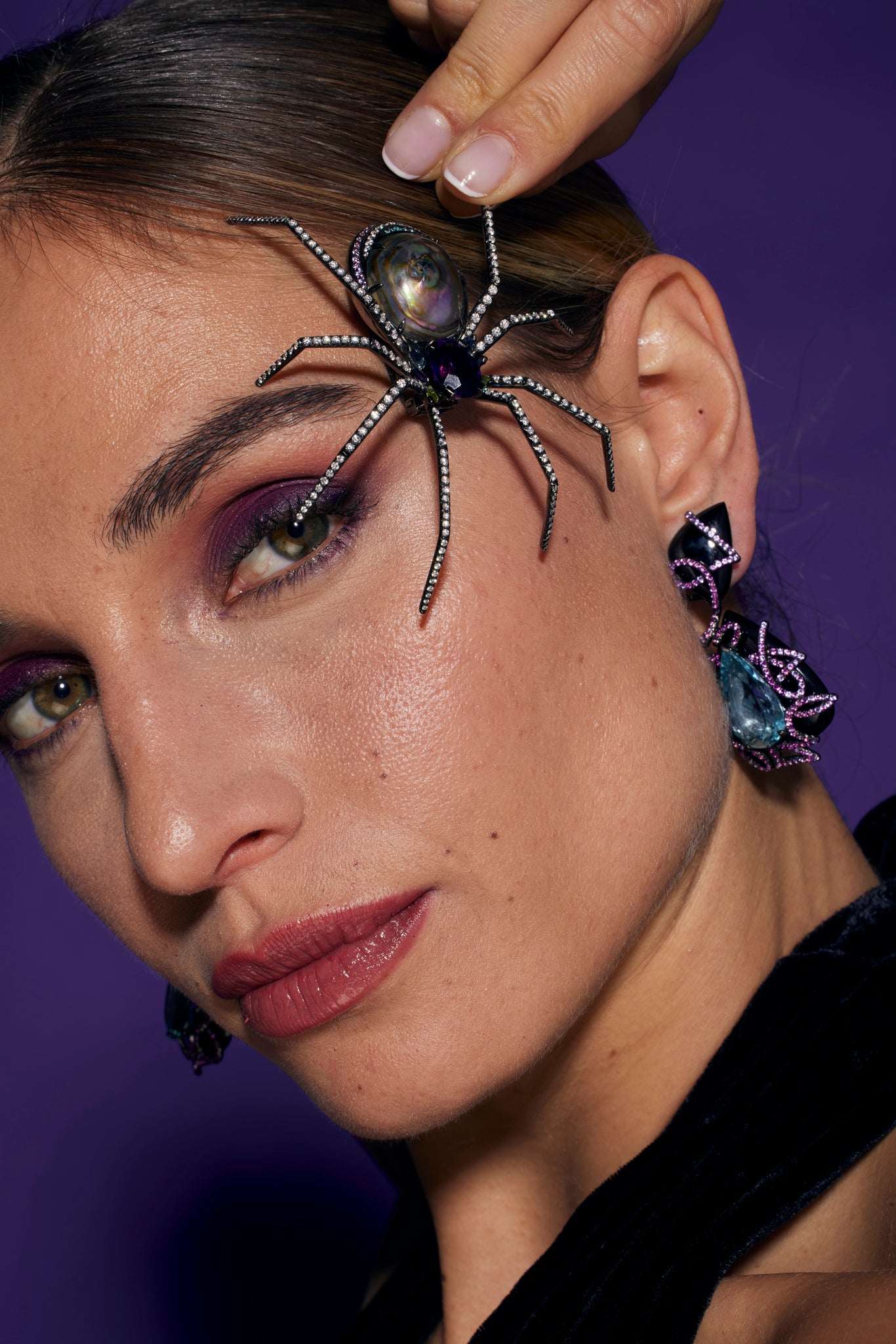 GOOD GIRL BROOCH - BAD GIRL EXTRAVAGANT SPIDER