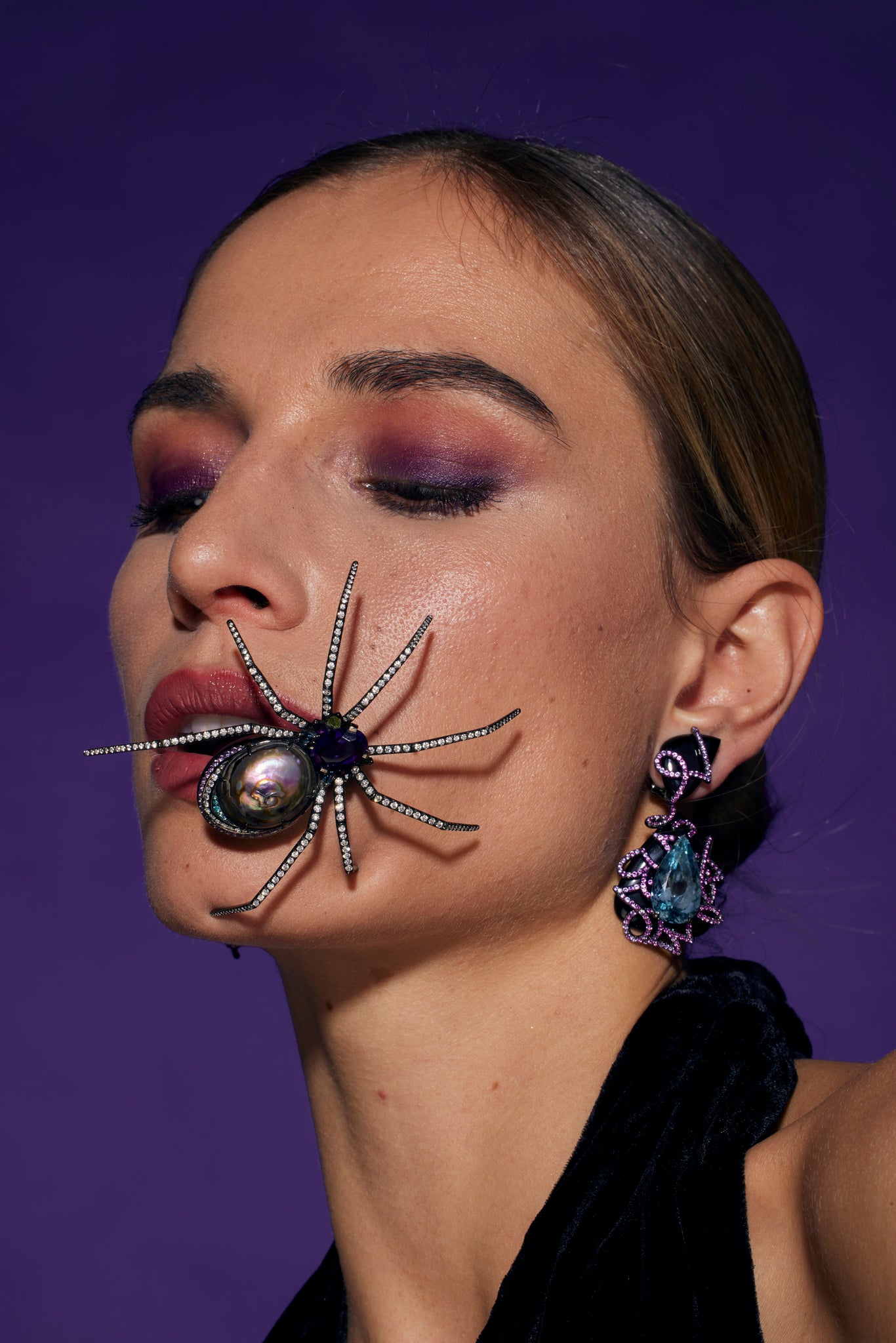 GOOD GIRL BROOCH - BAD GIRL EXTRAVAGANT SPIDER